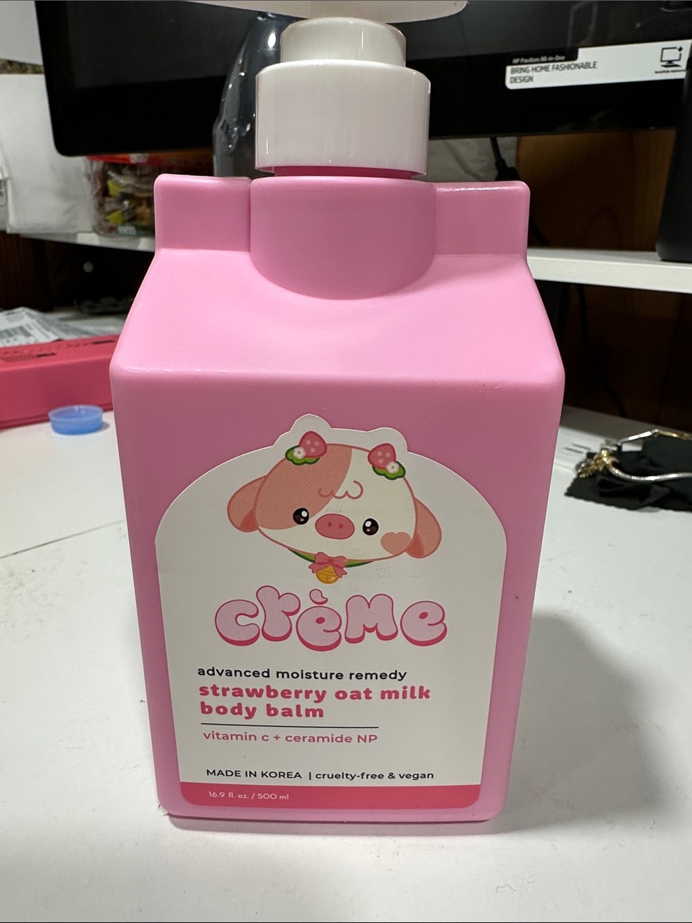 Crème Strawberry Oat Milk Body Balm - Pink